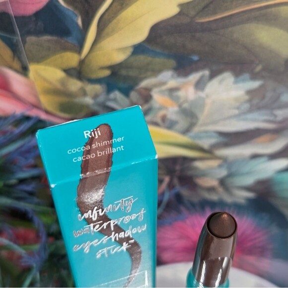Thrive Infinity Waterproof Eyeshadow Stick - Riji Cocoa Shimmer NEW - Picture 4 of 10